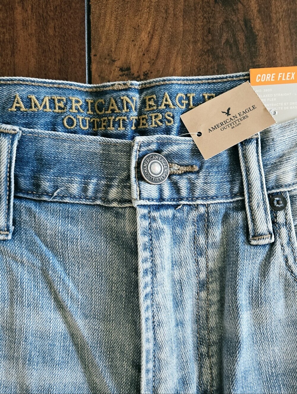 American Eagle Outfitters Relaxed Straight Core Flex Jeans Mens 34x32 Light Wash - Picture 5 of 11